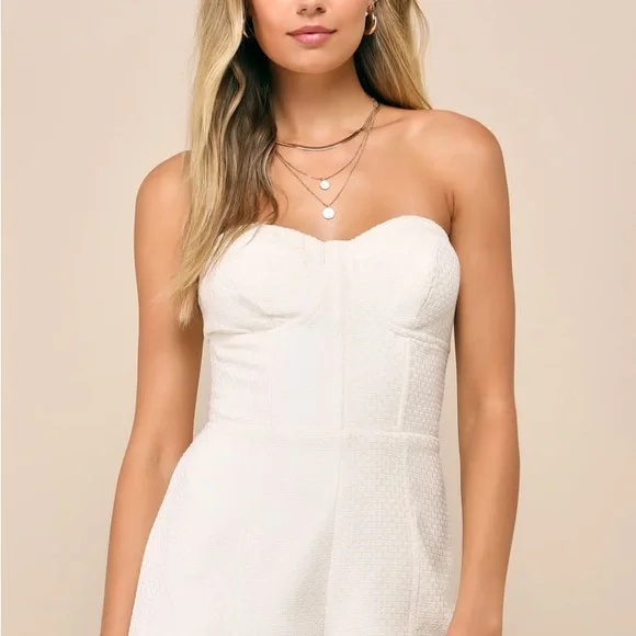 Lulus Expression Cream Jacquard Strapless Bustier Romper NWT Size Small - Picture 1 of 5